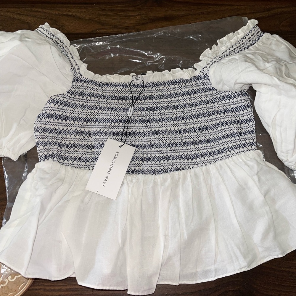 Smocked puff shoulder top